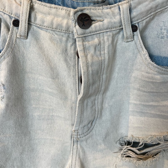 1 teaspoon very distressed, crop denim size 28. - Picture 3 of 8